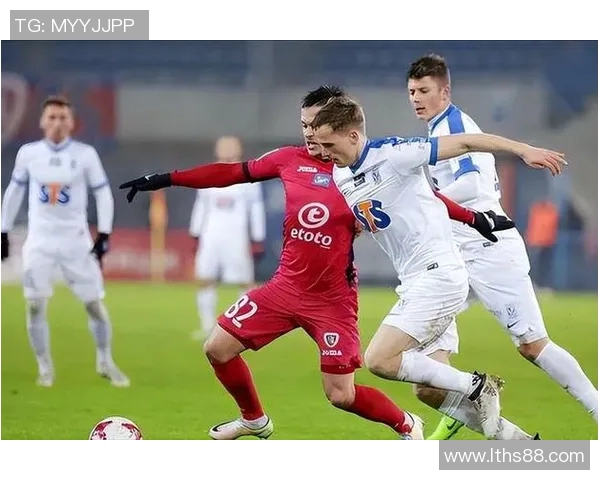 利勒斯与维京的激烈对决揭示了足球战术的魅力与团队精神的力量